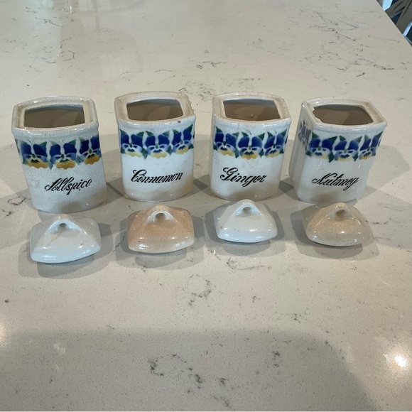 Vintage Germany Spice Pottery Set Allspice, Cinnamon, Ginger & Nutmeg w/ crazing - Picture 3 of 12